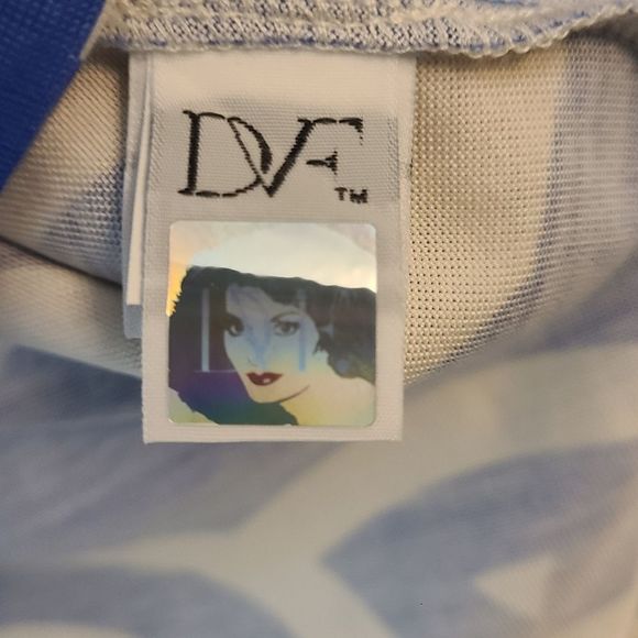 Diane Von Furstenberg Silk Jersey Wrap Dress - Picture 6 of 15